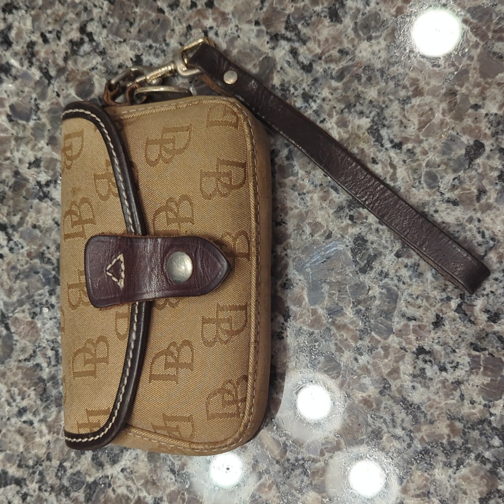 Dooney& Bourke brown wristlet